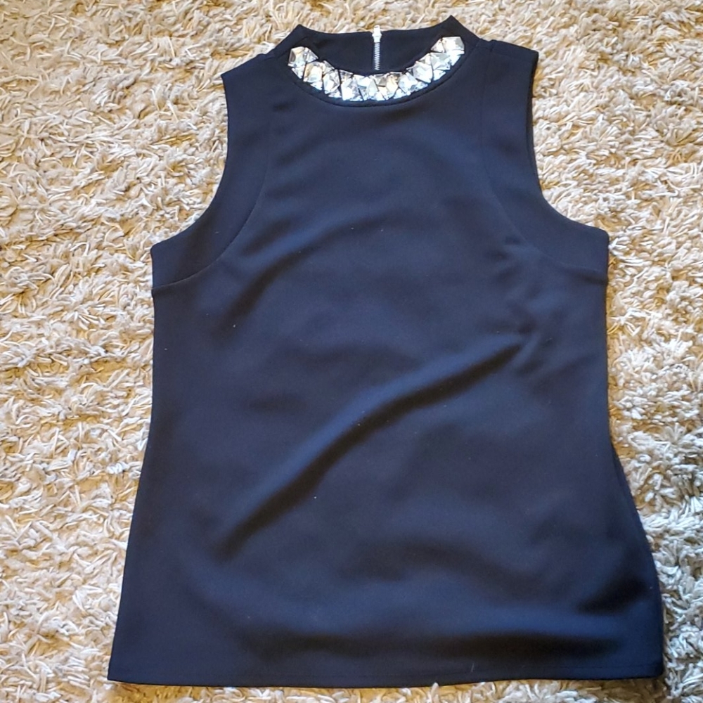 Worthington zippered tank blouse with jewel detail